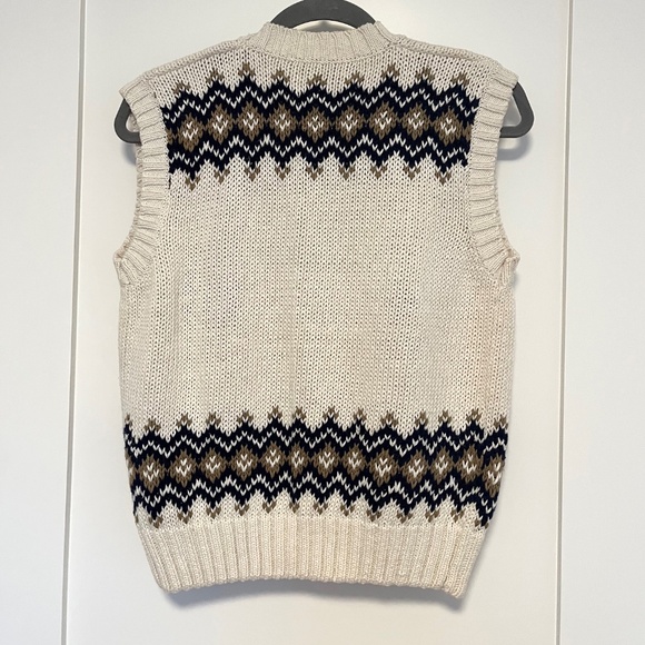 Cream & Brown Vintage Patterned Sweater Vest - Picture 4 of 7